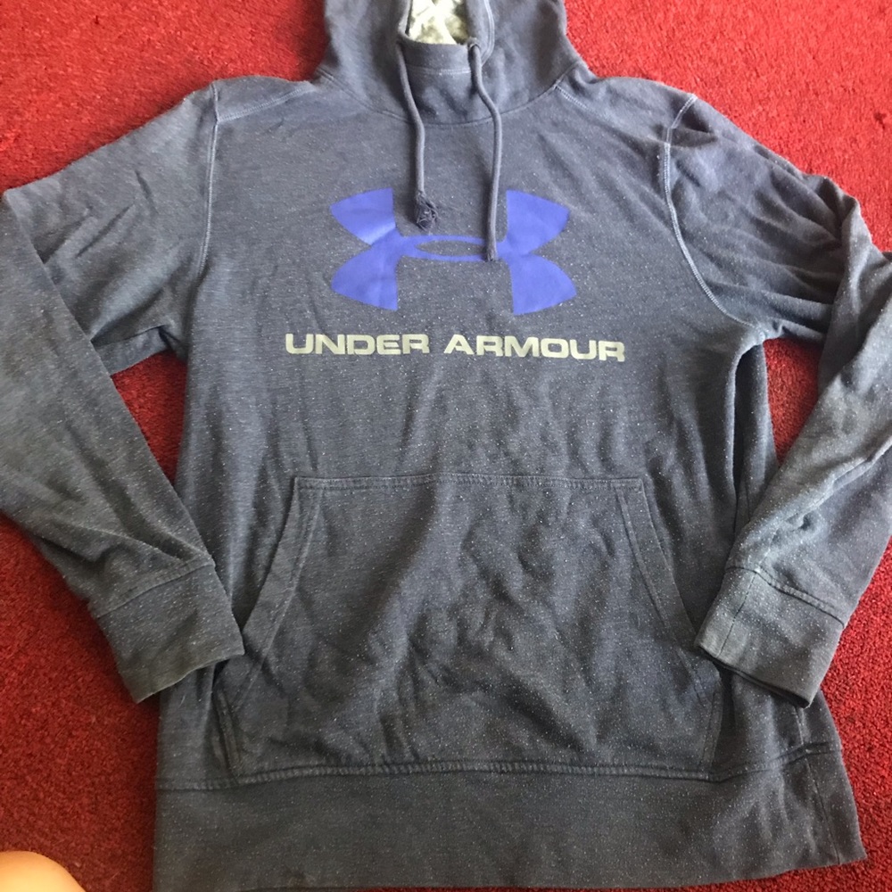 Boys under armor sweatshirt